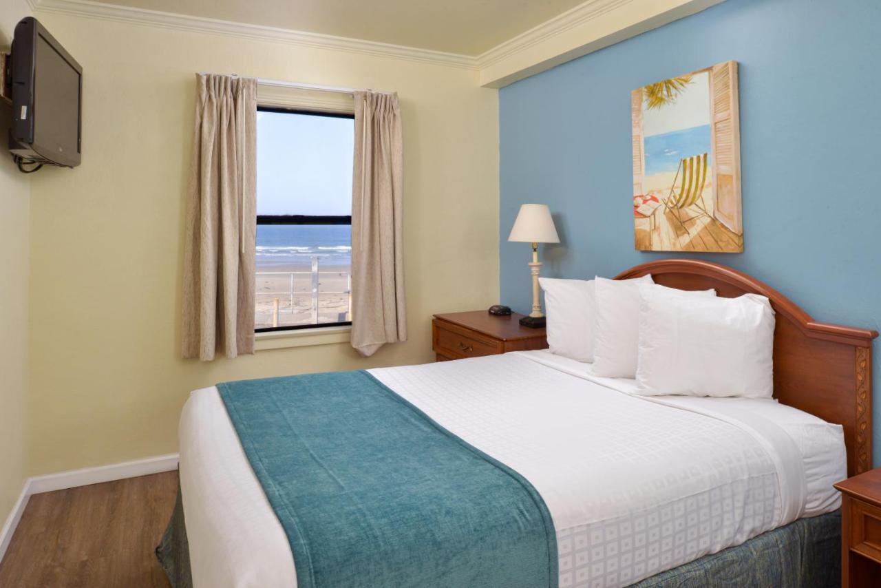 Edgewater Inn And Suites Писмо Бич Экстерьер фото
