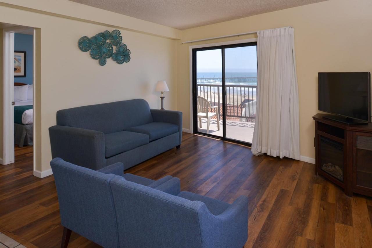 Edgewater Inn And Suites Писмо Бич Экстерьер фото