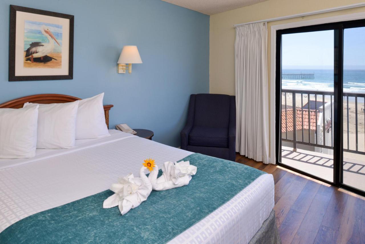 Edgewater Inn And Suites Писмо Бич Экстерьер фото